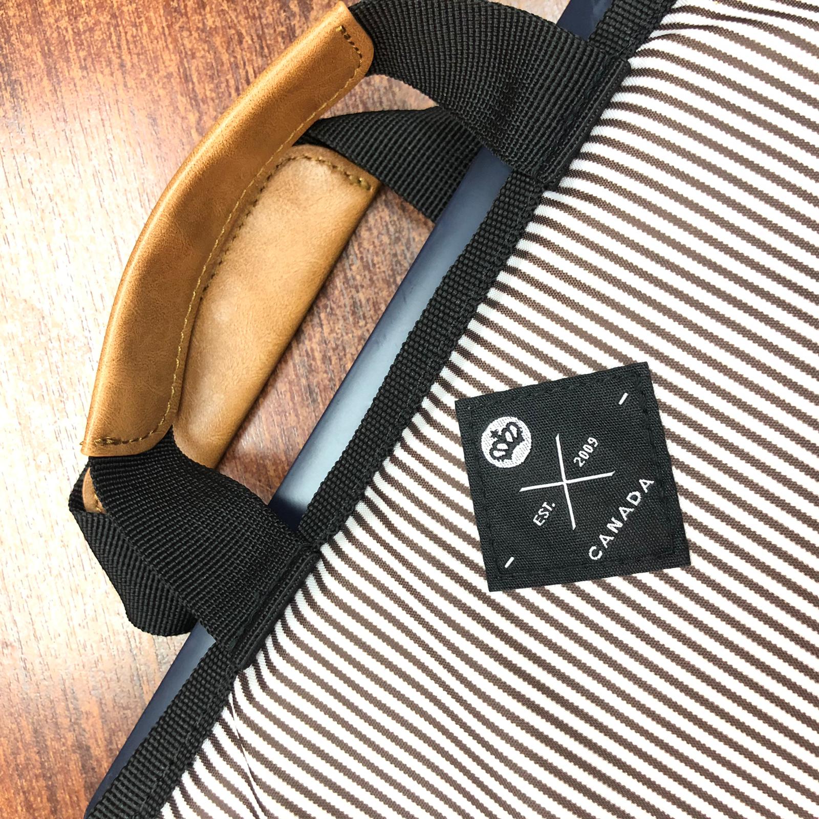 PKG_pouch_insert_elegant_logo.jpg