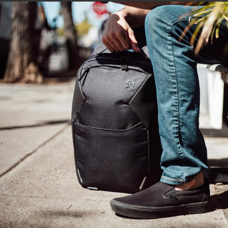 STM MYTH 18L Backpack BLACK